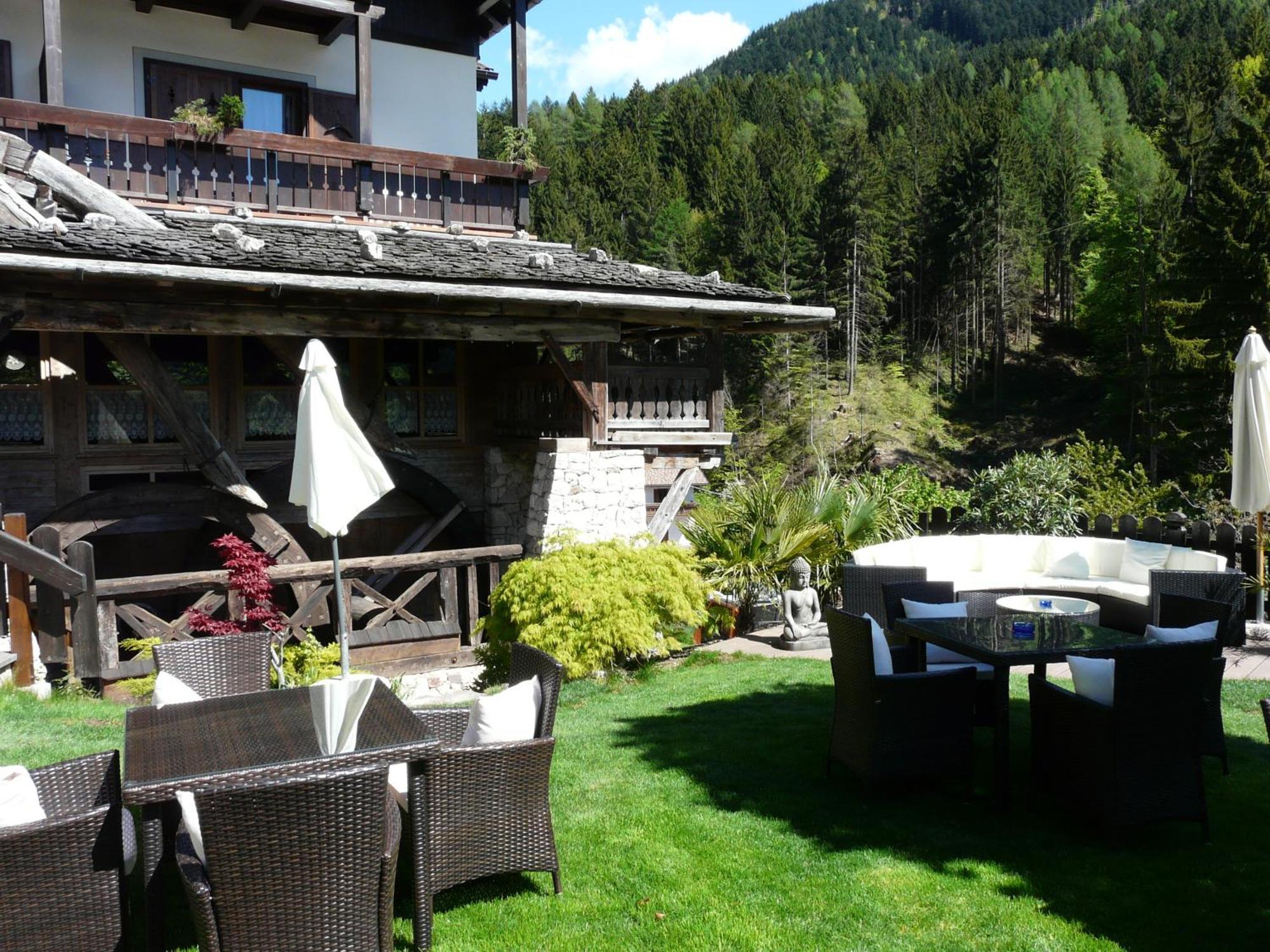 Zur Muehle Wohlfuehloase Hotel Truden Buitenkant foto